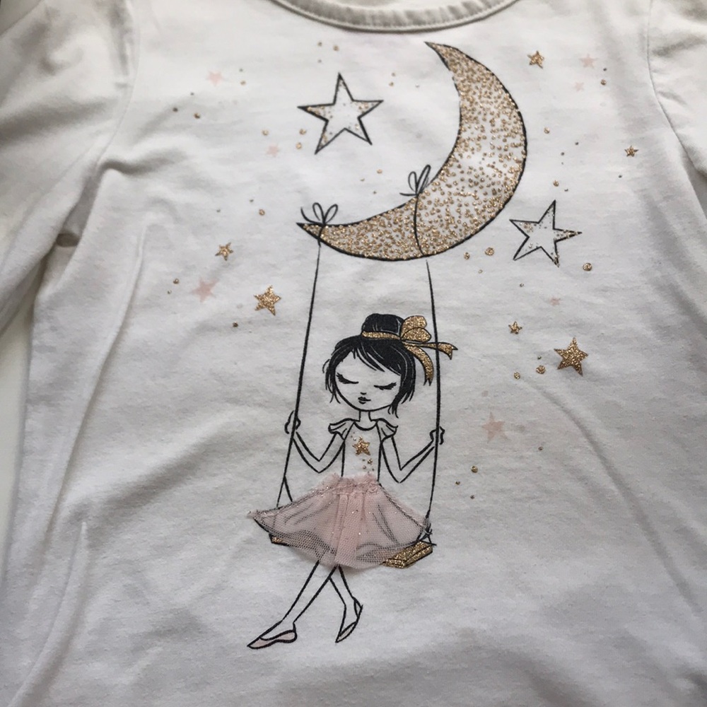 White long sleeved ballerina shirt
